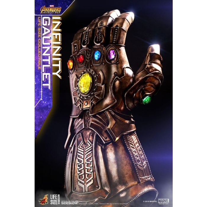 Hot Toys: Avengers Infinity War - Infinity Gauntlet 