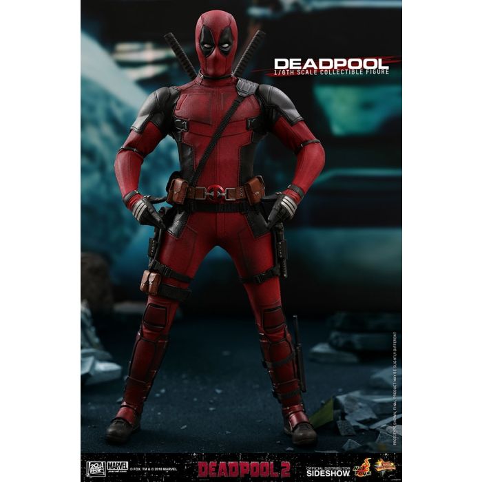 Marvel: Deadpool Movie 2 - Deadpool 1:6 scale Figure