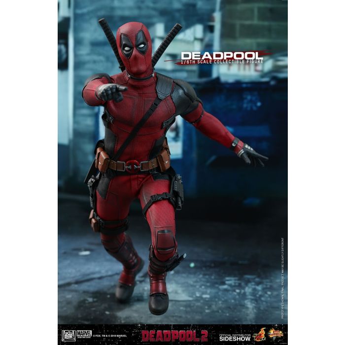 Marvel: Deadpool Movie 2 - Deadpool 1:6 scale Figure