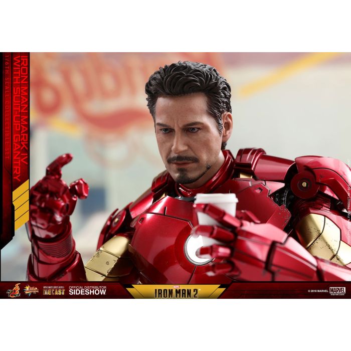 Hot Toys: Iron Man 2 - Iron Man Mark IV with Gantry 1:6 Scale Figure