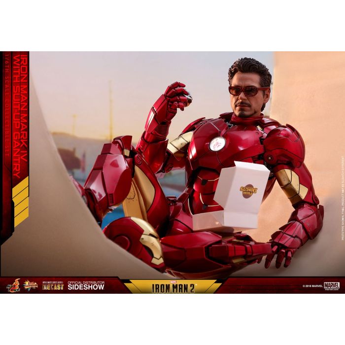 Hot Toys: Iron Man 2 - Iron Man Mark IV with Gantry 1:6 Scale Figure