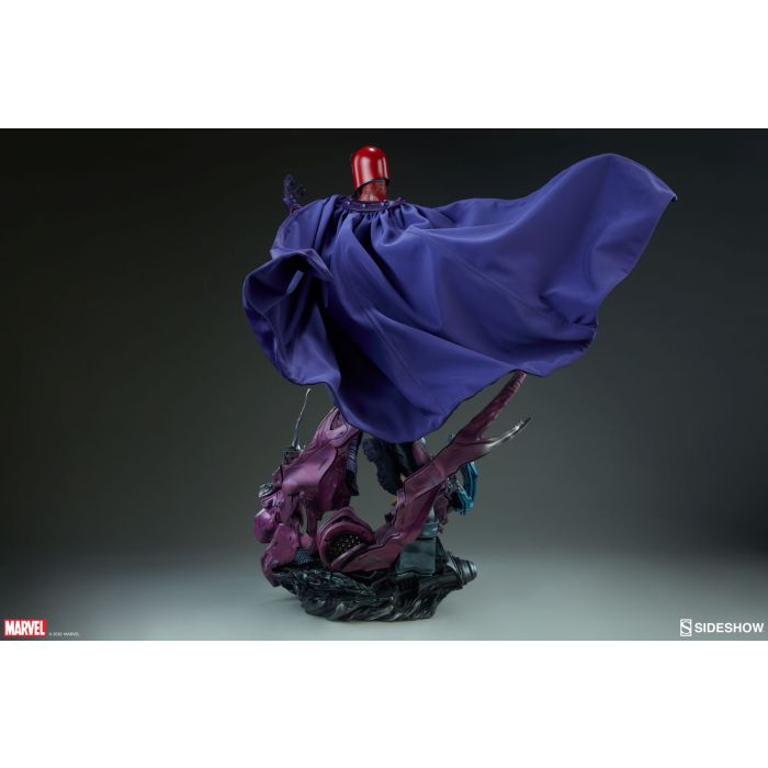 Marvel - Magneto Maquette