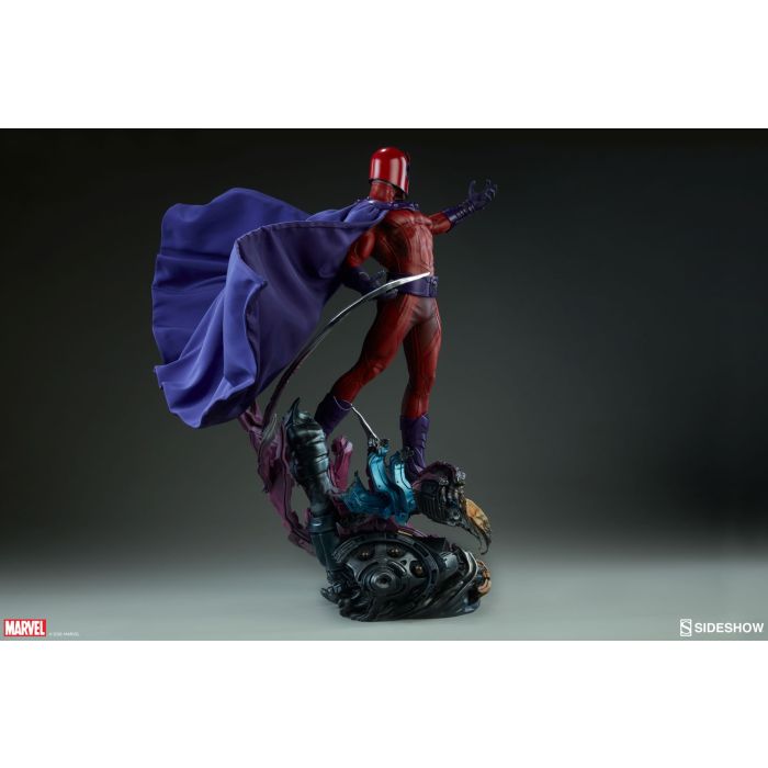 Marvel - Magneto Maquette