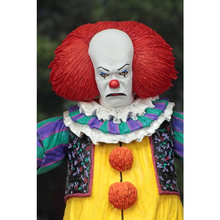 Stephen King's: It 1990- Ultimate Pennywise Action Figure