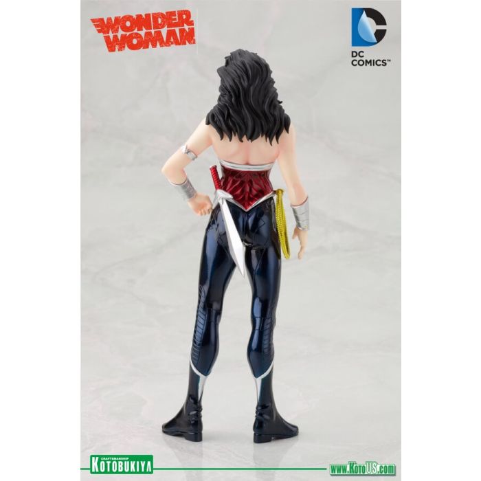 DC Comics: Wonder Woman The New 52 ARTFX+ Statue