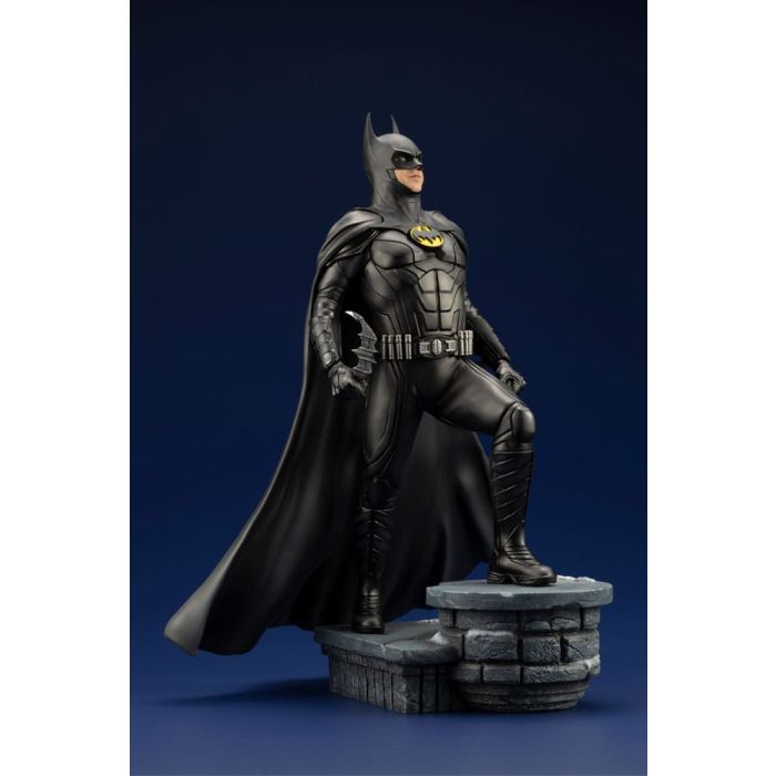 DC Comics ARTFX PVC Statue 1/6 The Flash Movie Batman 34 cm