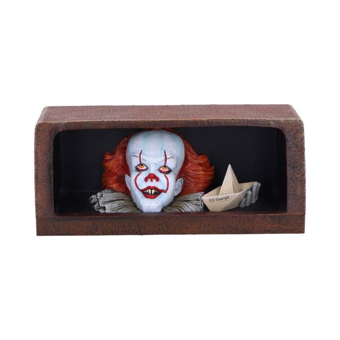 It Figure Pennywise Drain 8 cm 