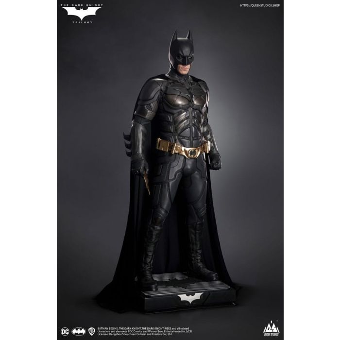 The Dark Knight Life-Size Statue Batman Deluxe Edition 207 cm