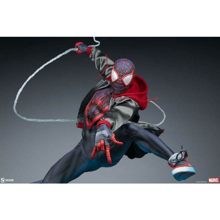 Miles Morales 1:4 Scale Statue - Sideshow Toys - Spider-Man Across the Spider-Verse